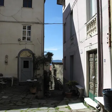 Caratteristico *